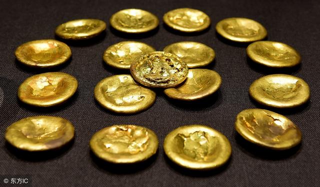 219块汉代金饼,重达百余斤,为何会出现在西安乱葬岗?
