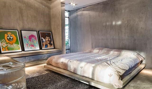 妹妹"远嫁"曼谷,婚房毛坯入住,床用"水泥砌",真时尚!