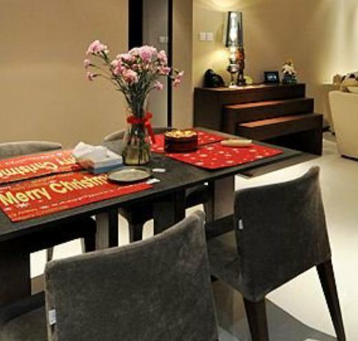 头次见有钱人家里不用餐桌,这样装修太聪明了,好看又不占地方!