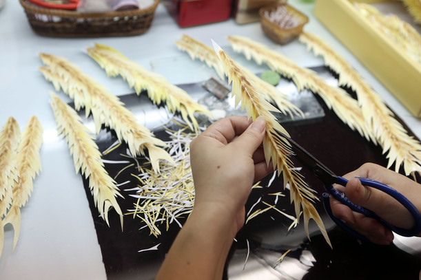 潮州麦秆画传承人方志伟:点"草"成金期待新生