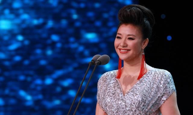 她曾是美女主持人,没嫁给汪涵却嫁给了富商,如今49岁销声匿迹?