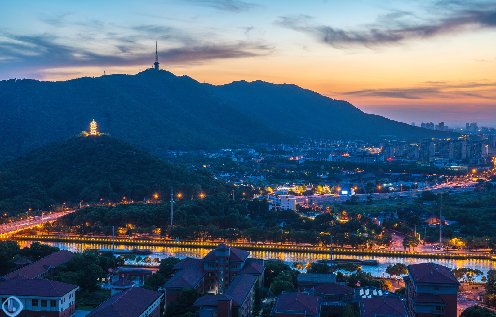 华灯初上无锡的夜景太撩人