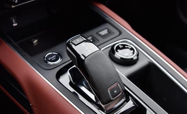 这些造型最别致的汽车档杆,手感简直太好了