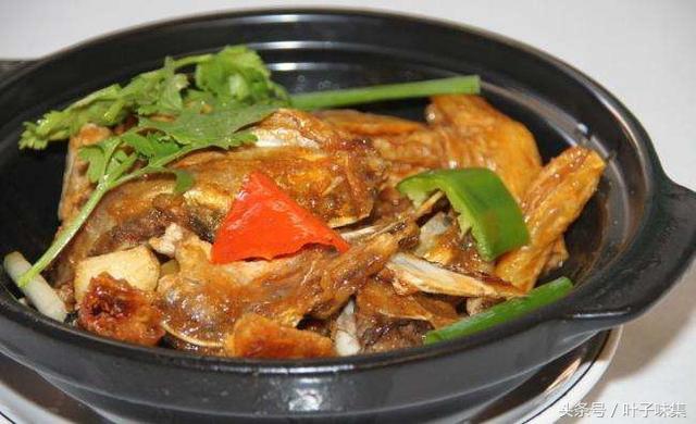 26年大排档的招牌菜,腐竹鱼头煲的做法,鲜美爽口,营养丰富