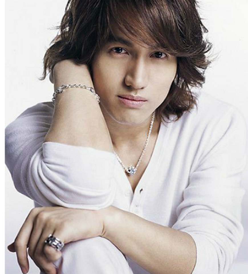 1977年出生的明星,言承旭看起来像30岁的小伙子