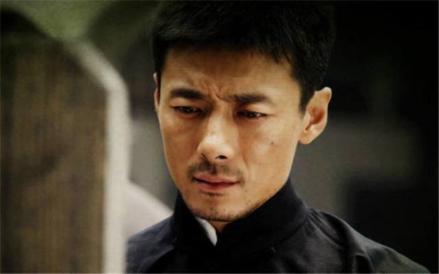 祖峰的演艺经历,他和妻子很恩爱