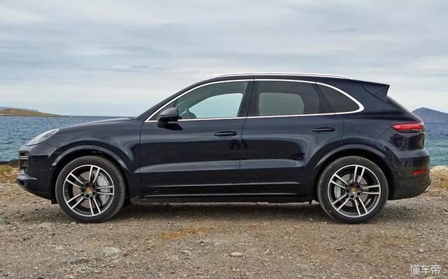 200万的豪华suv头牌,bba都得低头,众泰想抄抄不出来