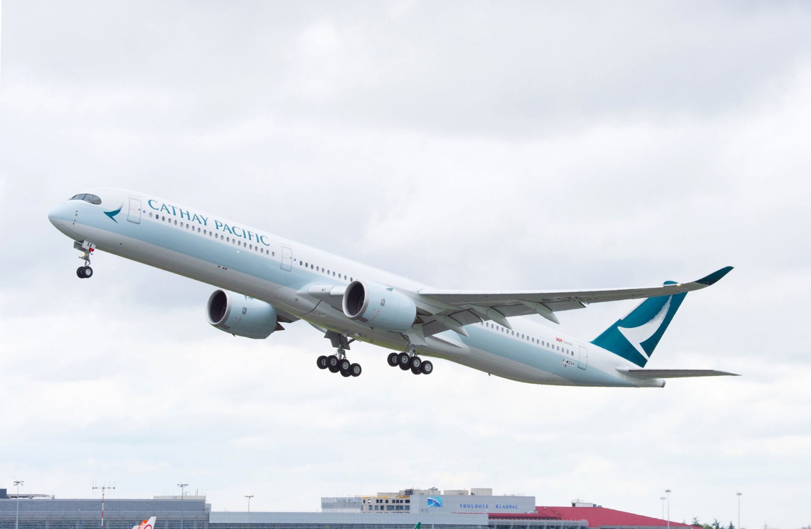 国泰航空首架空客a3501000客机正式交付