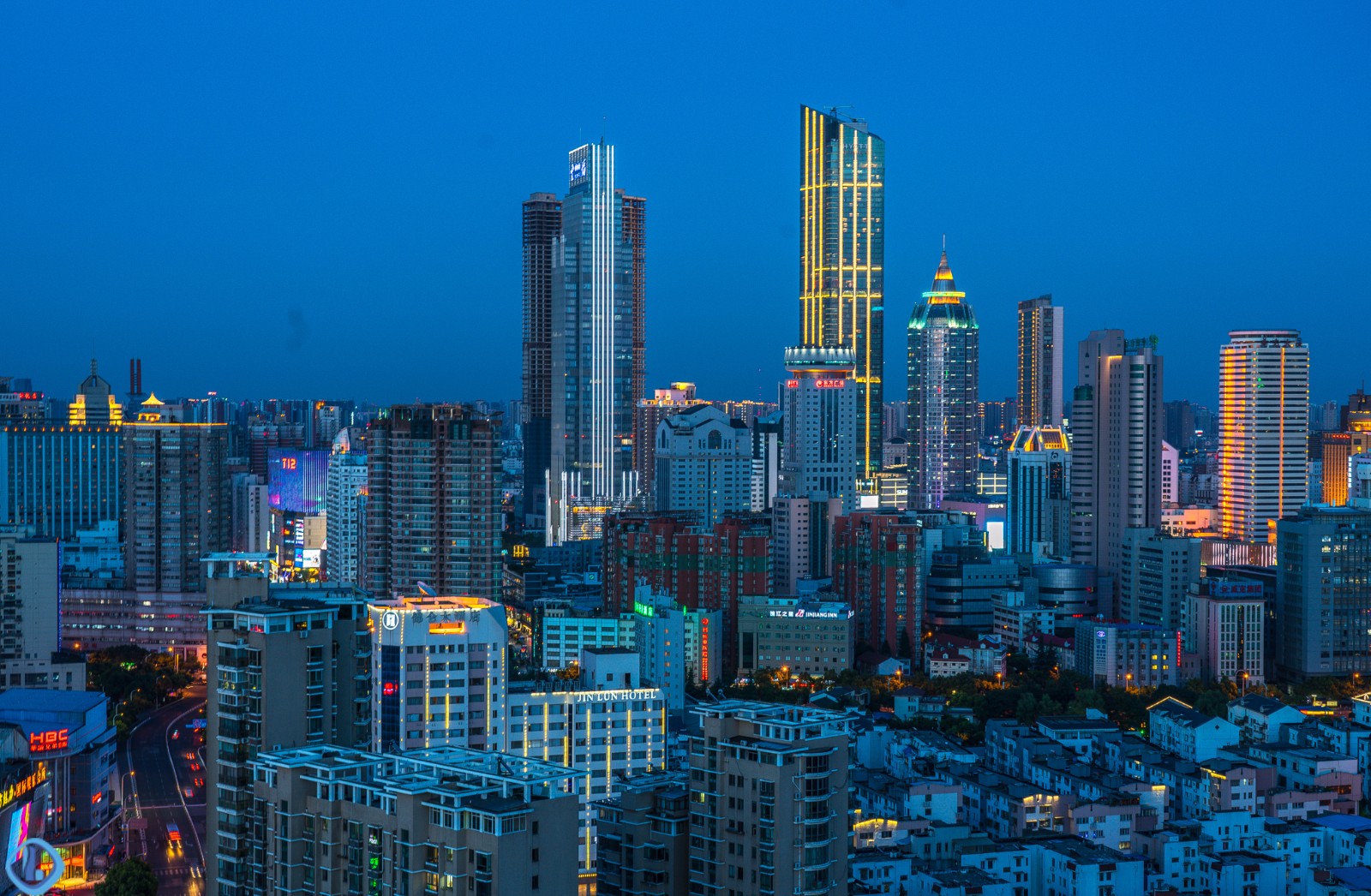 华灯初上无锡的夜景太撩人