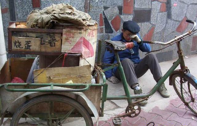 真实的生活与苦难看了泪奔你思考过吗