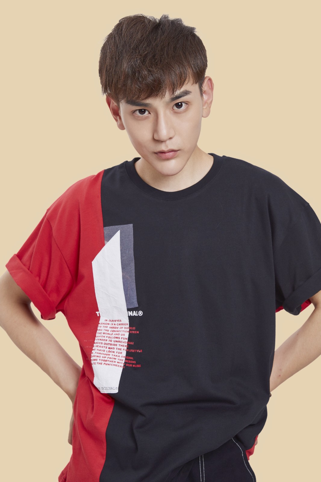 邱赫南街拍绅士温柔暖化冬日 语音直播反被粉丝狂撩