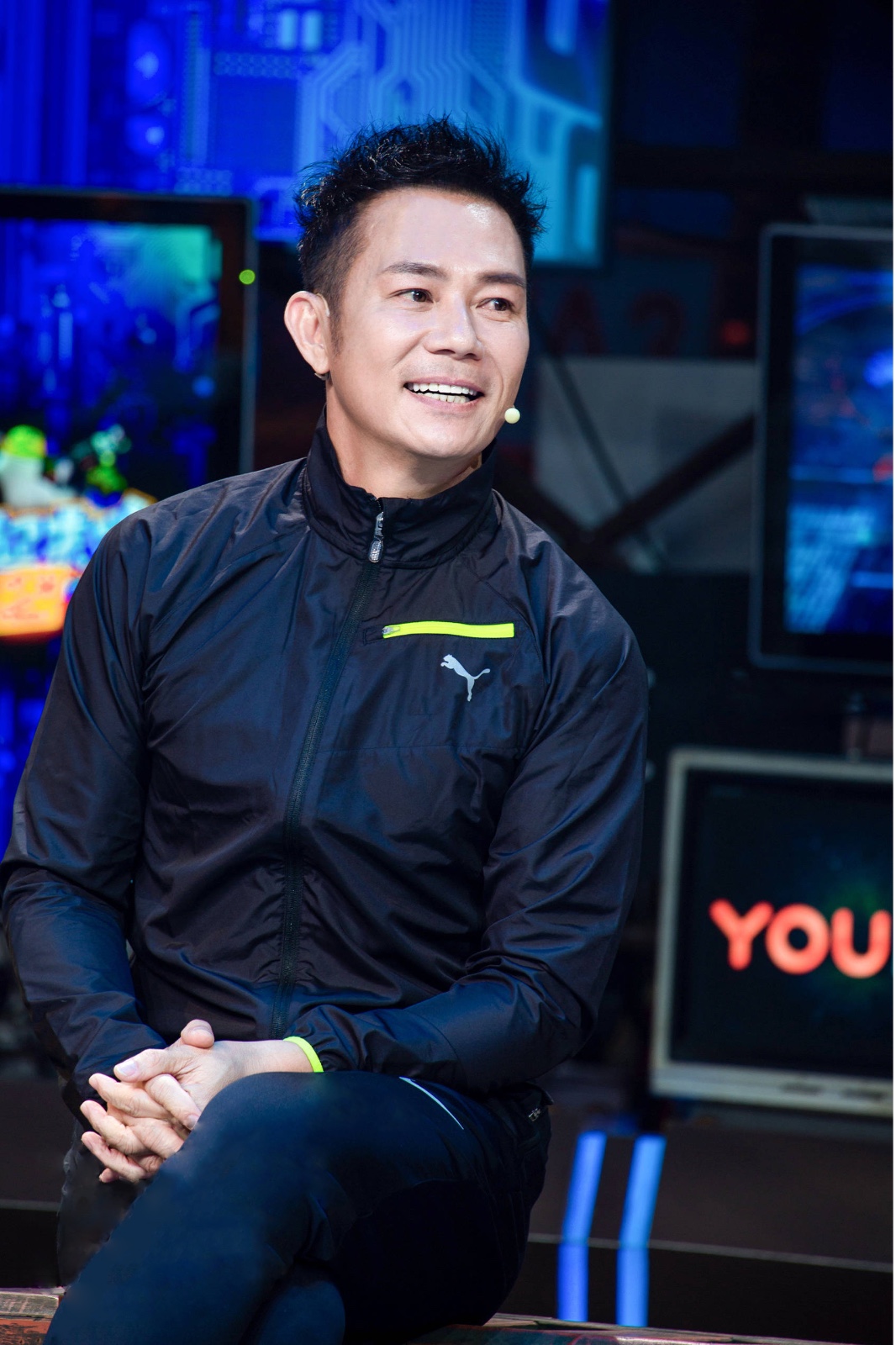 张兆辉《飞虎之潜行极战》即将开播,身材有型肌肉夹碎苹果