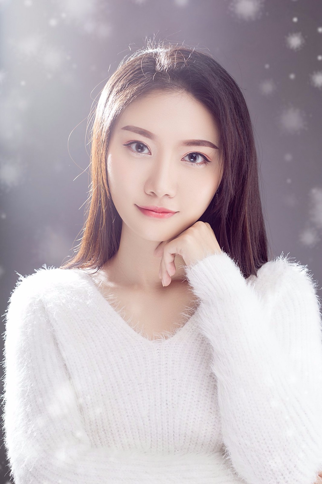 曾惜:一首《讲真的》让她走红