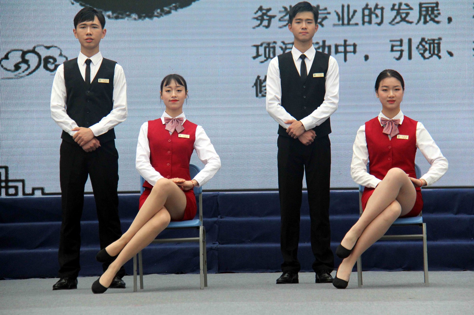 附近人200快餐联系电话全攻略:省钱省时的都市生存手册