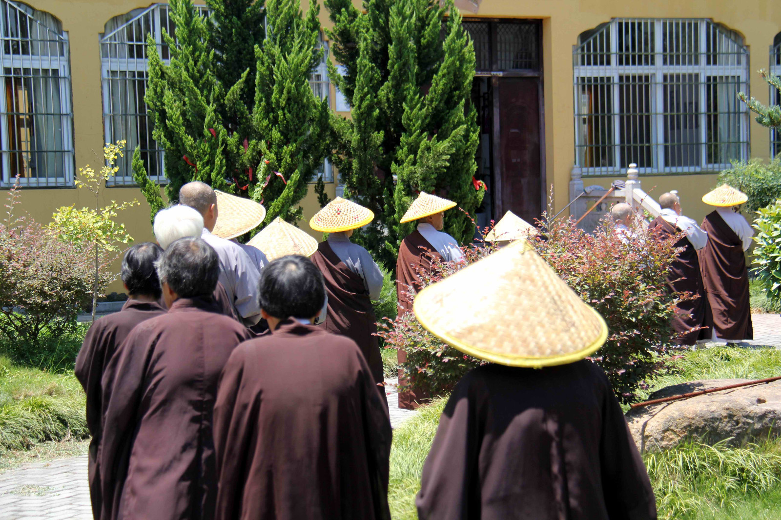 莲子叶荷欢喜光,第一次走进这一家女众道场佛堂|准提寺|女众道场|佛堂