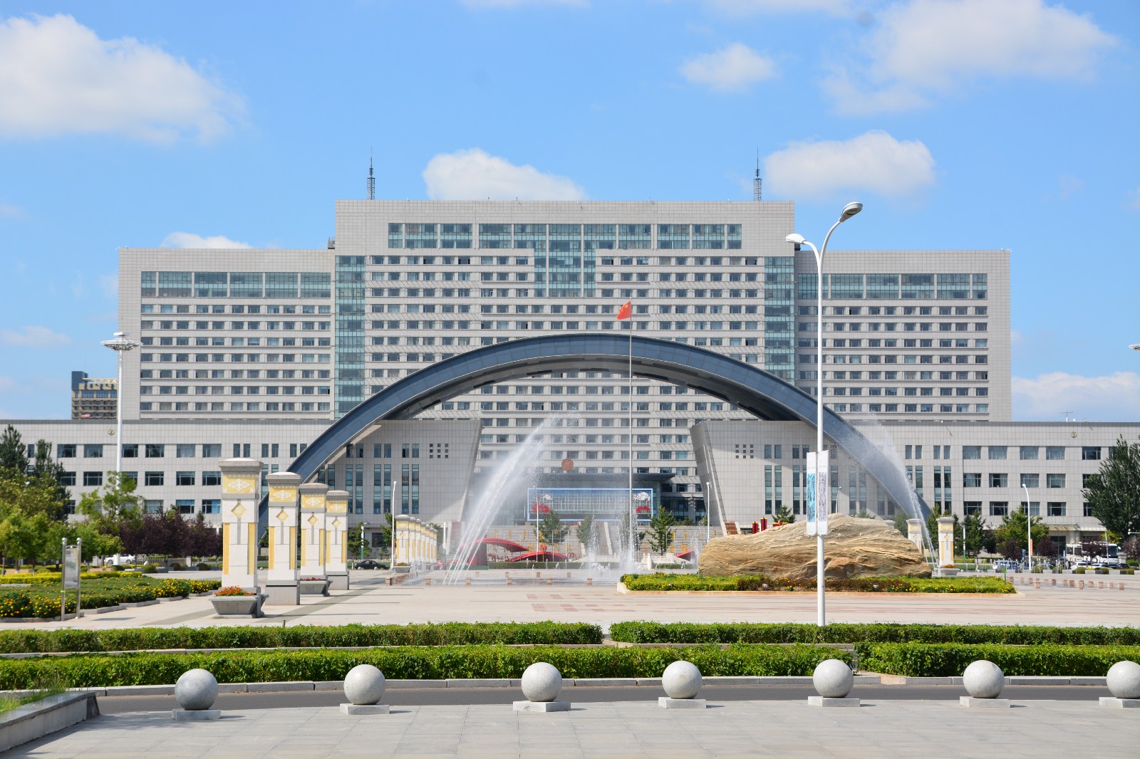 安静是一种淡淡的幸福通辽市新城区阿古拉大街美景