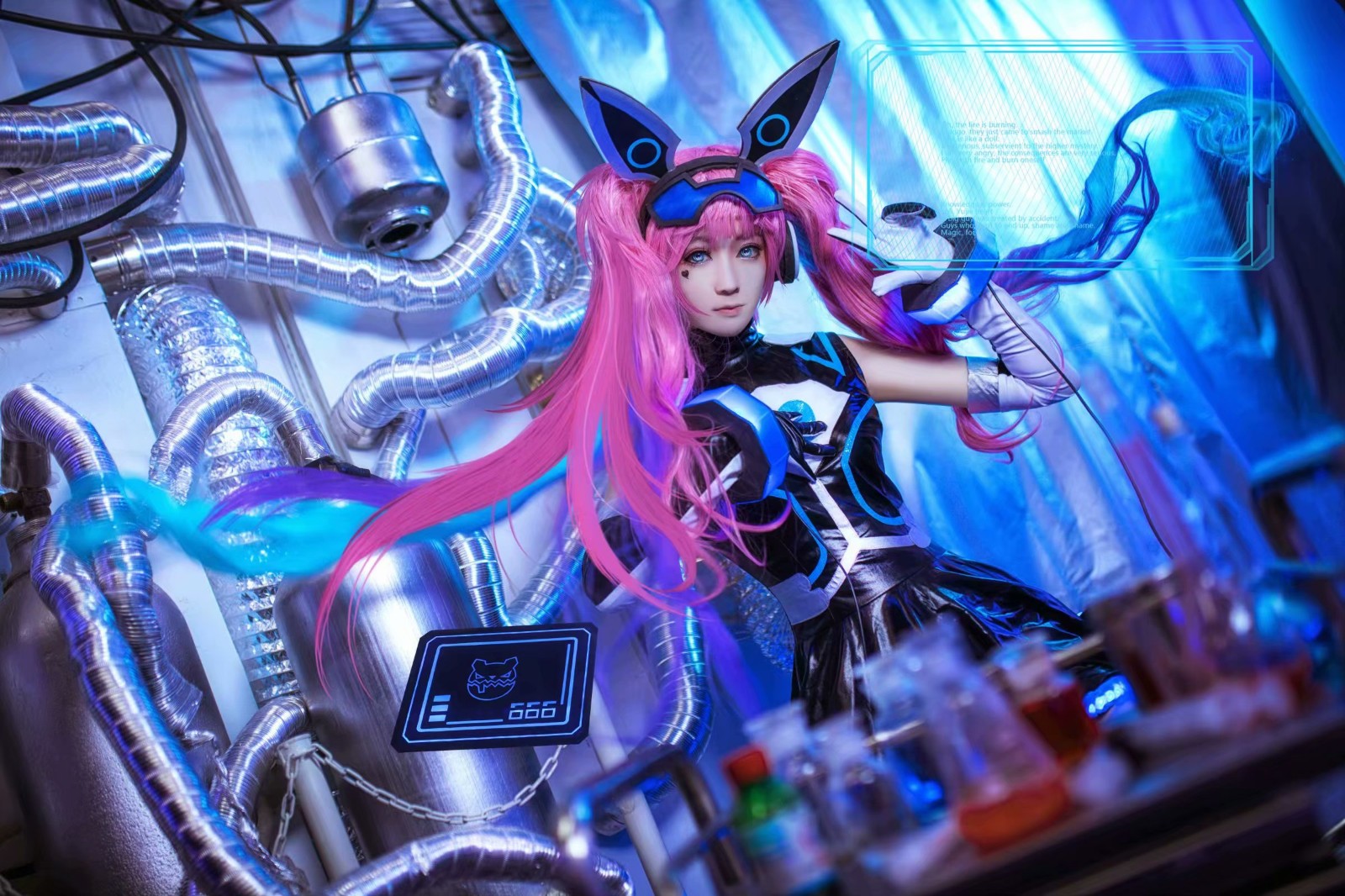 王者荣耀cosplay,可以入侵心灵的天才少女骇客安琪拉