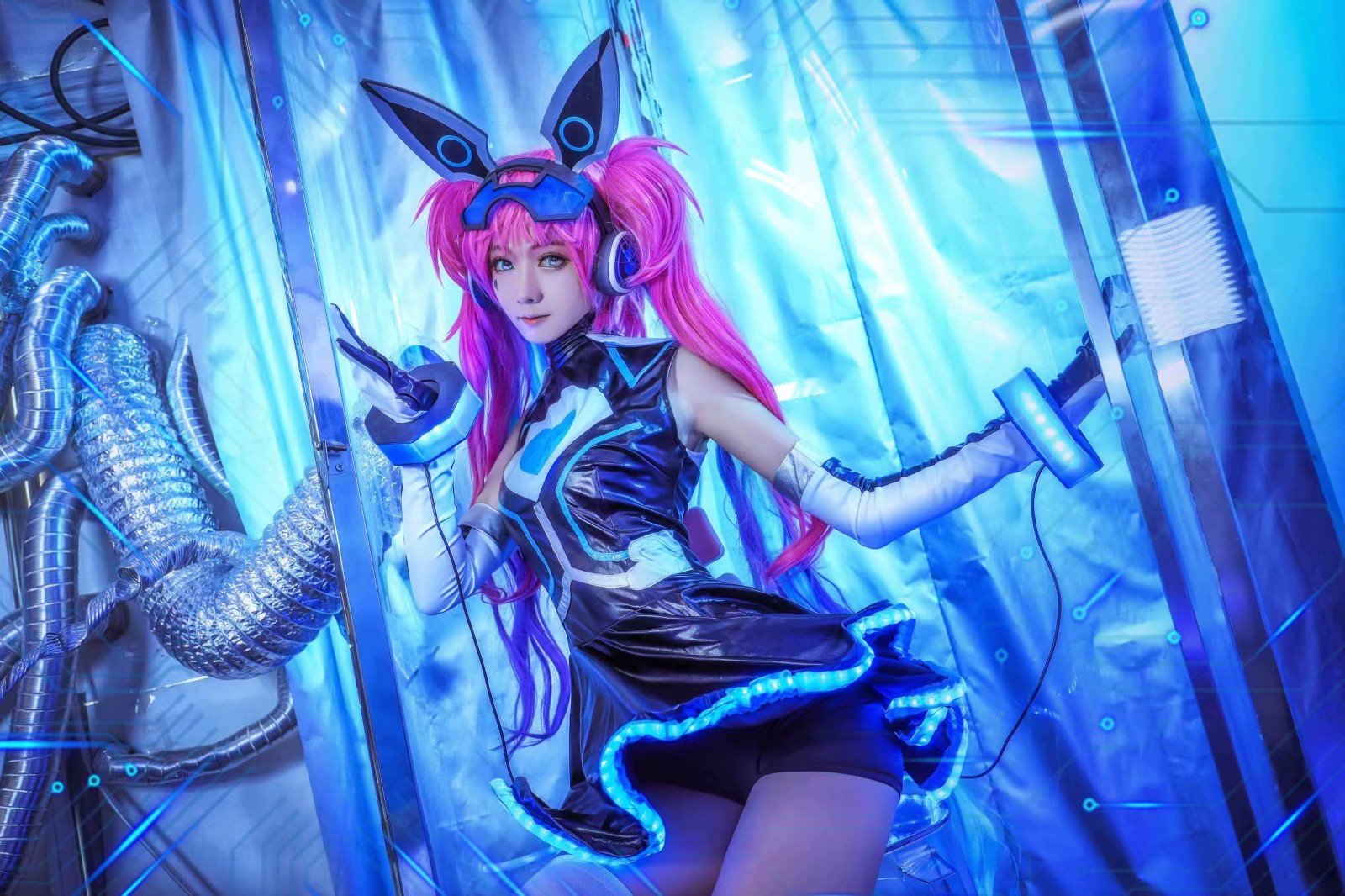 王者荣耀cosplay,可以入侵心灵的天才少女骇客安琪拉