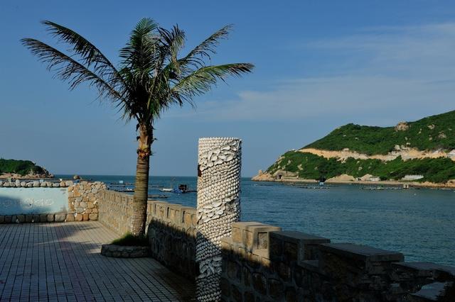 比三亚人少，比青岛海鲜多！这个明星都常来的海岛，景美消费低！