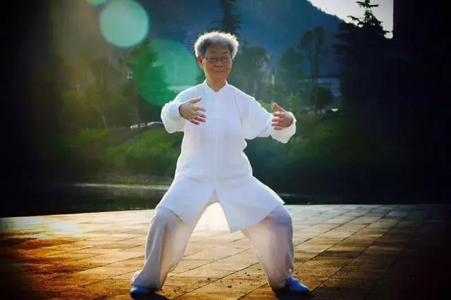 站桩时这种感觉不正常及时纠正