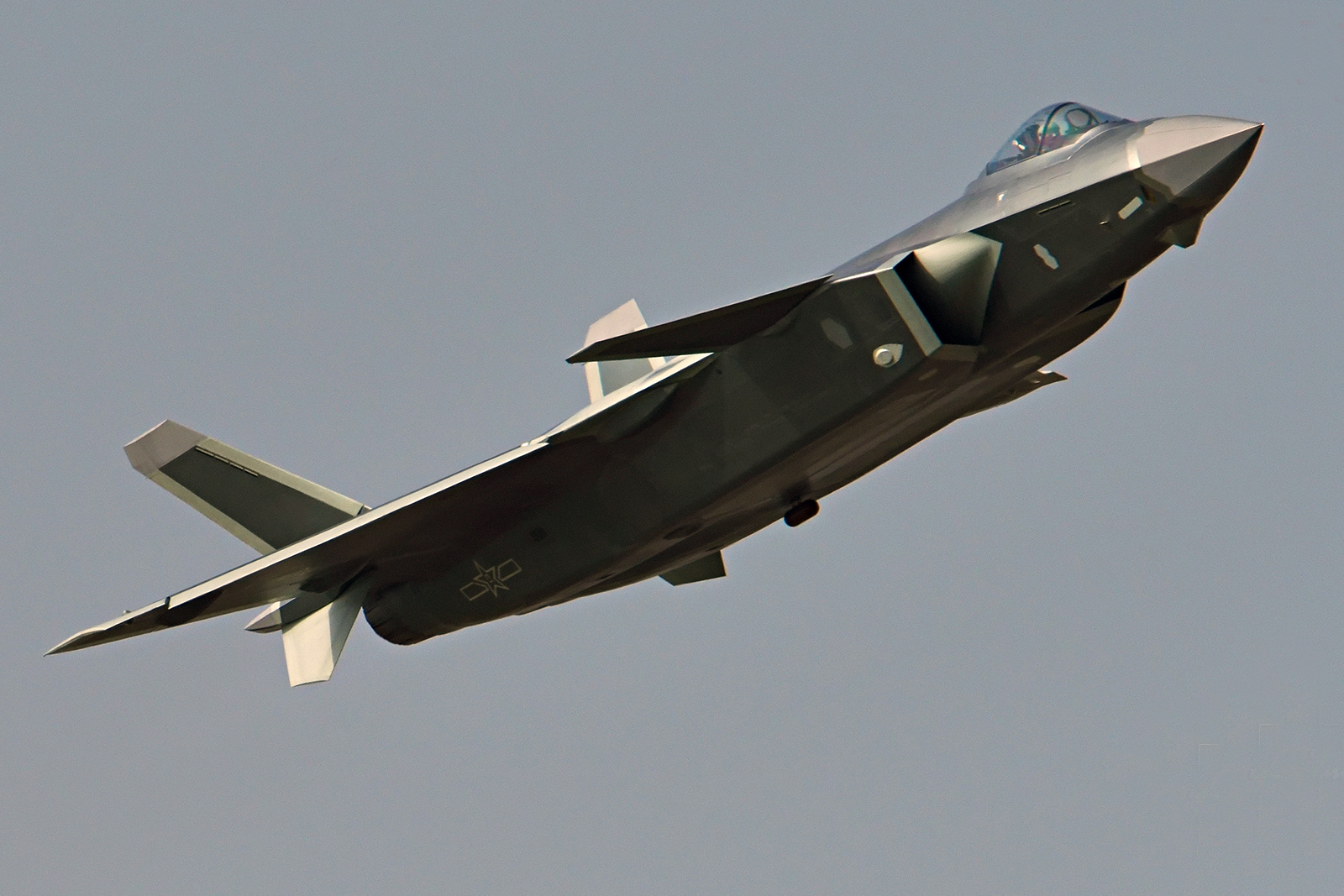 以色列f-35隐身战机如入无人之境 以地制空 十防九空?