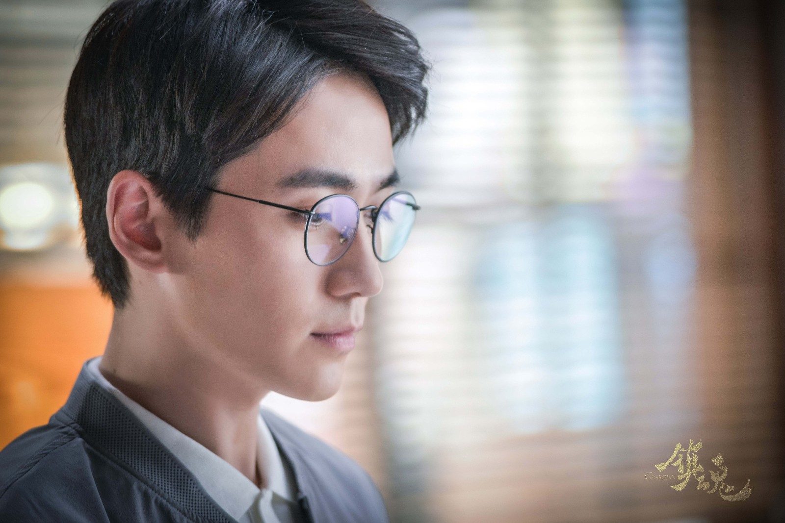 《镇魂》将于今日登录优酷,优质青年演员朱一龙挑大梁出演男主角沈巍