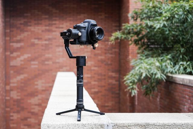 单反稳定器来了,智云三轴稳定器craneplus体验