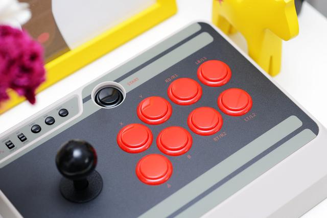 八位堂再推利器n30无线蓝牙街机摇杆带来童年美好回忆