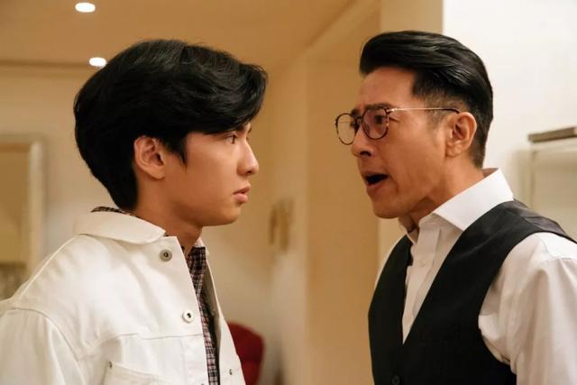 又指看完电影之后感觉意犹未尽,期待吕颂贤能够再出佳品