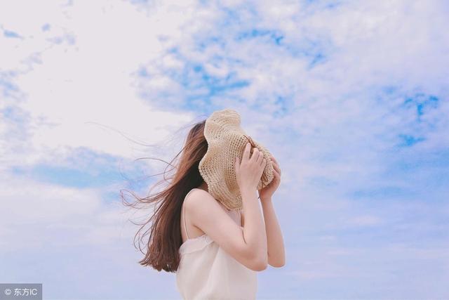 女生给你回复"我到家啦"是什么意思?男生应该怎么回复?