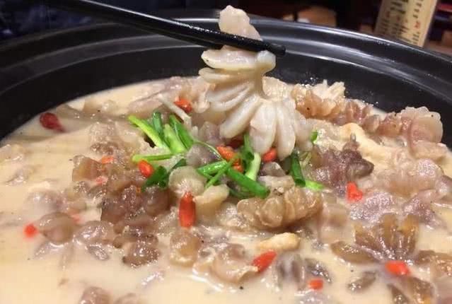 牛鞭甲鱼汤,牛鞭土鸡汤,牛鞭野鳝鱼汤,牛鞭蛇汤那可是每天卖断货.