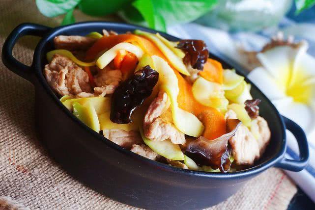 【花儿】资深独立美食原创撰稿人国家一级公共营养师多媒体平台签约