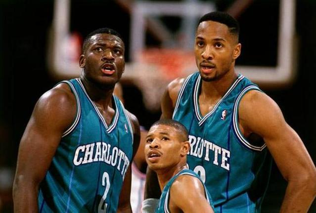 NBA历史上十大最矮球员,第一看起来像小孩!