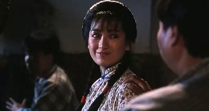 《鬼赌鬼》上映时间:1991年1989年的一部《赌神》,拉开了香港赌片的