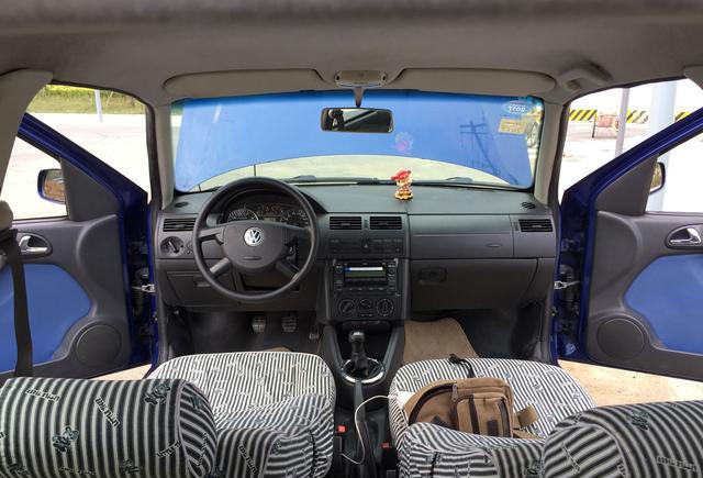 6车型配备ea827发动机,也就是老普桑的发动机,用了多年虽然老旧,但