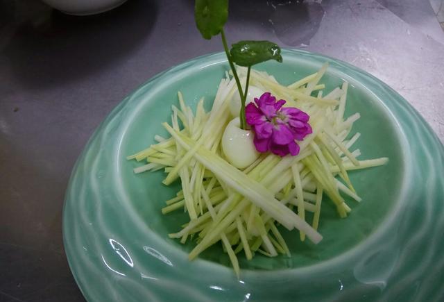 新时代的创意凉菜献给大家,快来欣赏欣赏这大师水平!