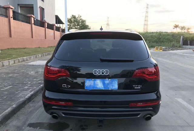 奥迪Q7落地价118 如今仅售24万, 车主称: 标准7座SUV性能非常好