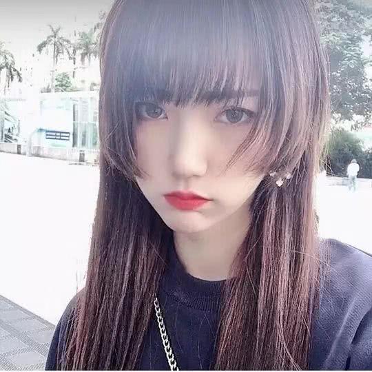 也经常能在抖音上看到各种各样发型的小姐姐,许多女孩子也想拥有一个