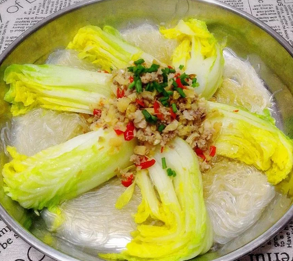 今天下班吃点啥?试试这道肉末扒娃娃菜,简单快手,还特别下饭!