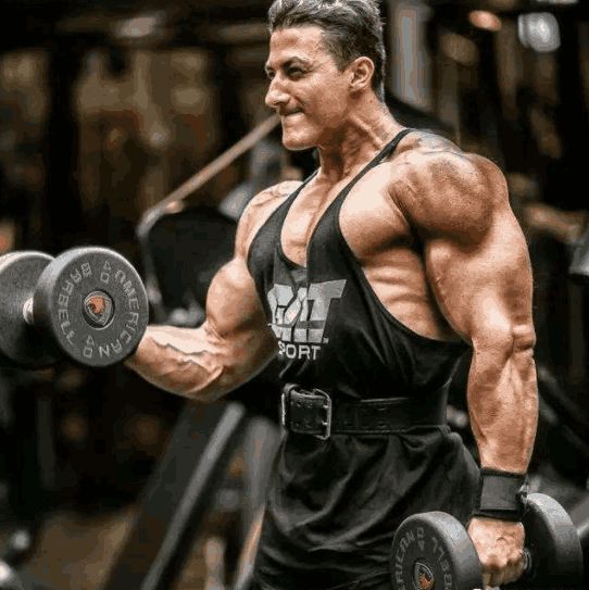 健美运动员真的缺钱吗?|手镯|奥赛|菲尔西斯_新浪新闻