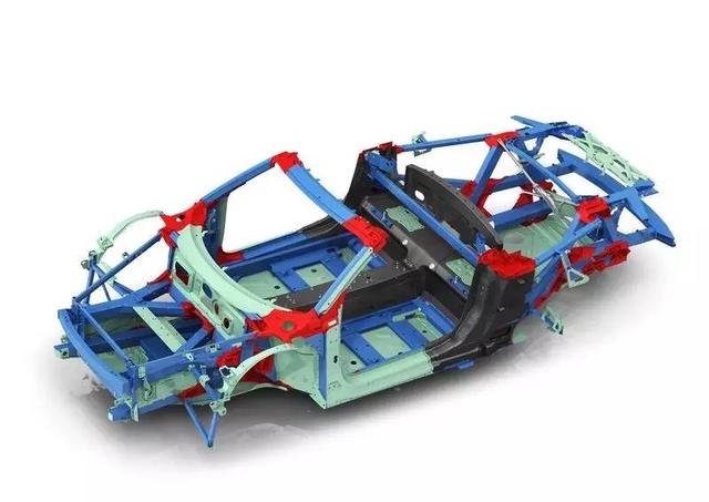 车身基本结构是新开发的奥迪复合空间框架结构(asf),敞篷车的重量为17