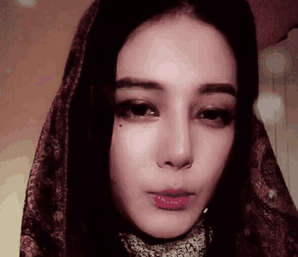 妹纸易容成范爷简直天衣无缝, 大黑牛愣了