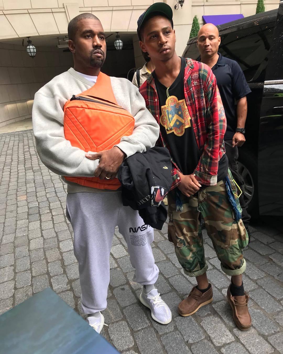 yeezyboost350v2static已上脚不过12月发售是认真的吗