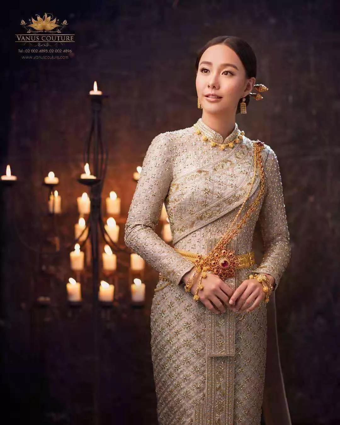 泰星toey的泰服照美翻众人aff女星生日众多圈内好友送祝福