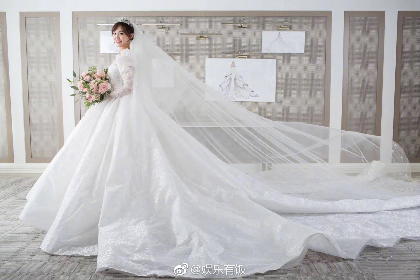 唐嫣试婚纱图曝光准新娘的脸上满满都是幸福