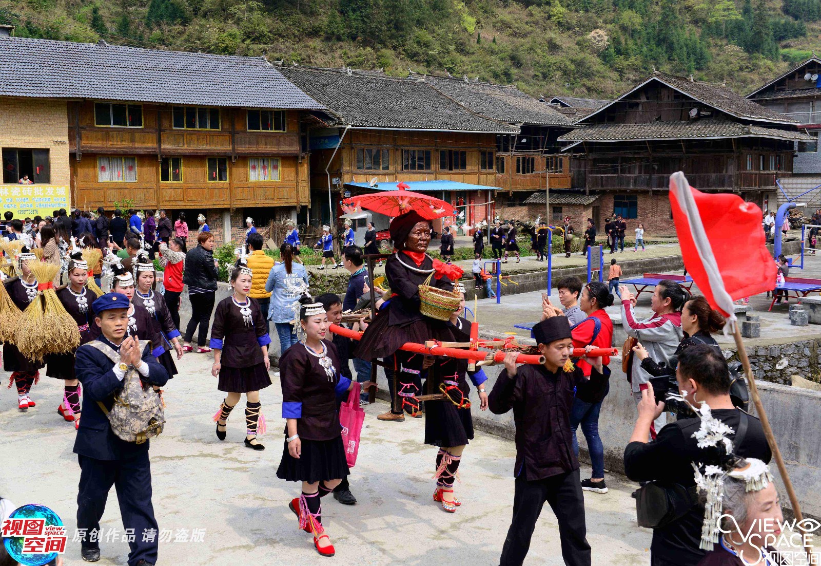 古朴神秘“祭萨节” 看后涨知识|侗族|祖母|吴生斌|乐江乡|萨福_新浪新闻