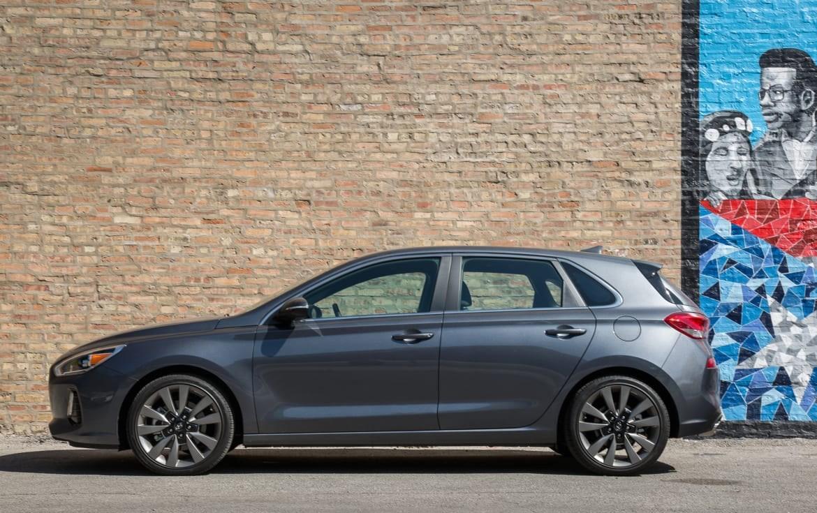 2018年两箱现代伊兰特gt, 提供类似suv的能力