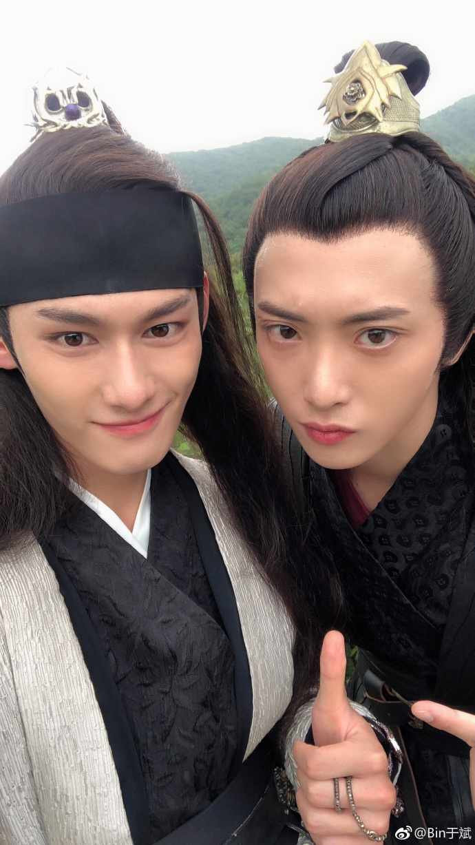 《陈情令》"温宁"杀青,"人形立牌"肖战上线,比v卖萌太搞笑