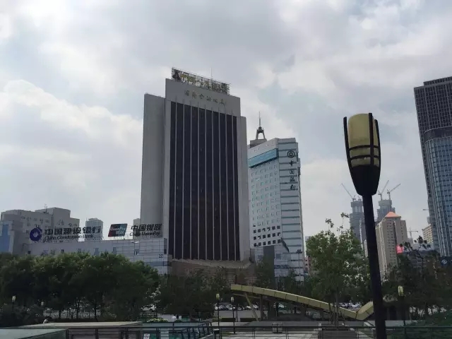 考一考沈阳人:你知道沈阳面积最大,最悠久的广场是哪座吗?