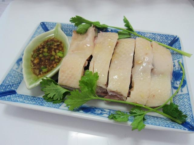 老厨师做最正宗的白切鸡,每个星期最少吃3次都不腻,味道太好了